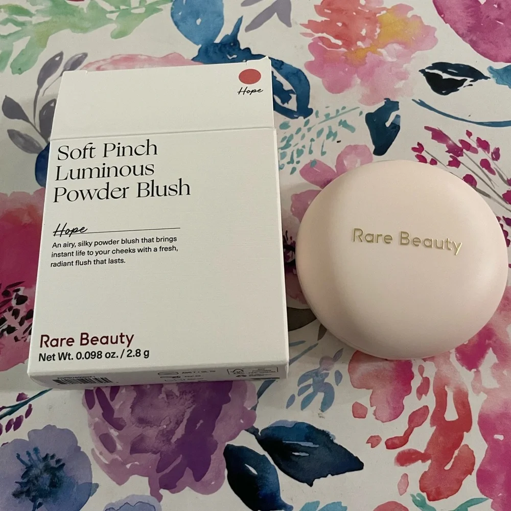 Rare Beauty soft pinch luminous powder blush